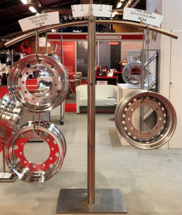 Weight_difference_of_Alcoa_Wheels_and_Steel_Wheels_1